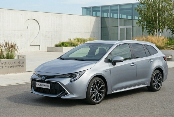 toyota corolla 2022 hybrid